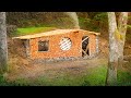 Construire une pirogue dans la nature murs en bois de chauffage partie 2