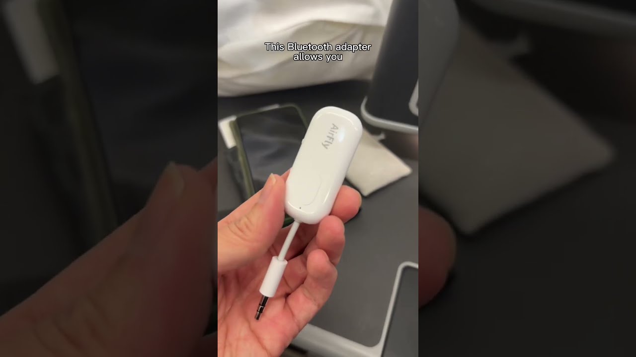 MUST HAVE Flight Travel Essentials 2023 Edition