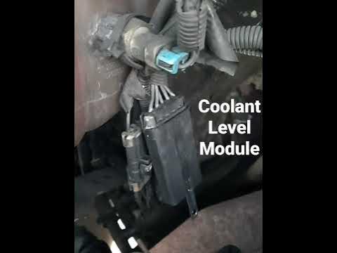 Freightliner M2 Coolant Level Module replacement - YouTube