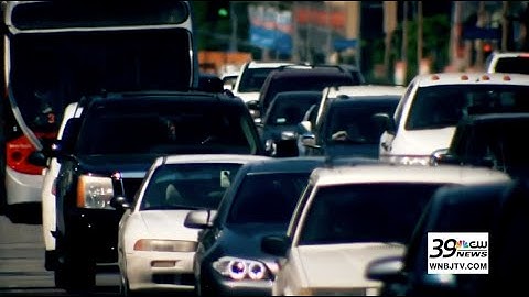 Trend Emerges: Save on Car Insurance with Driving Data Tracking