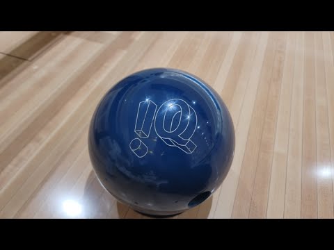 IQツアーサファイア 15ポンド ボウリング ストーム IQツアーサファイア 15ポンド ストーム ハイスポーツ ボウリング