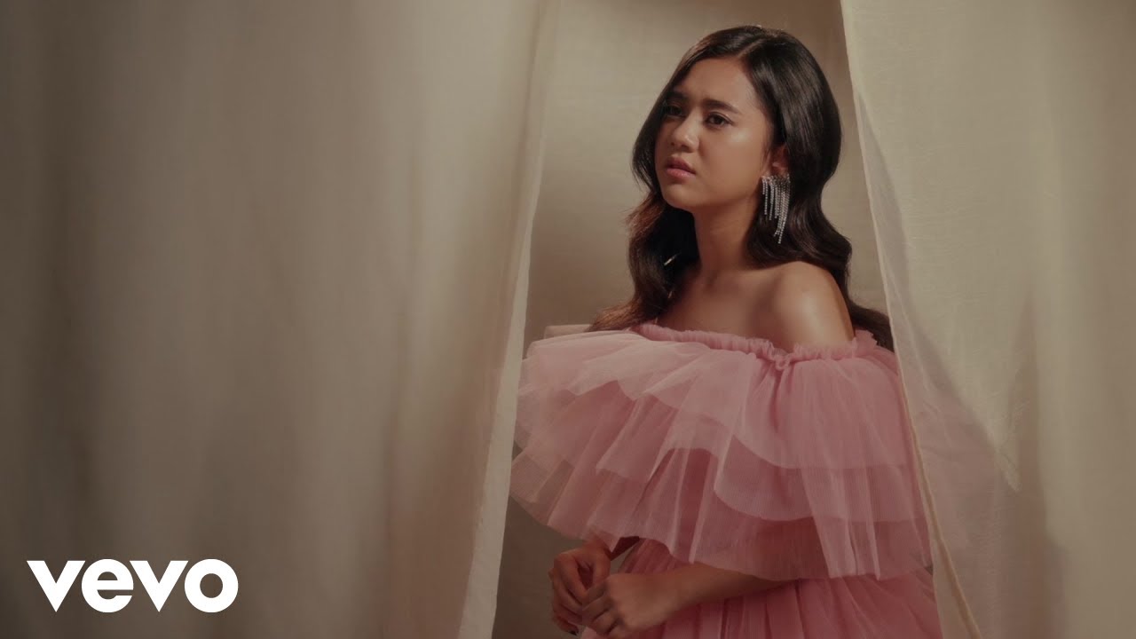 Ziva Magnolya   Peri Cintaku Official Lyric Video
