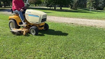 1992 Cub Cadet 1641 Riding Lawnmower