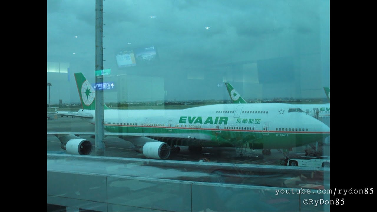 EVA Air - Boeing 747-400 [B-16412] Vancouver (YVR) to Taipei (TPE ...
