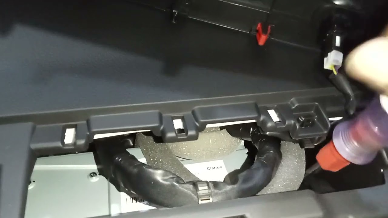 Cara buka Panel Head Unit Mitsubishi Destinator.