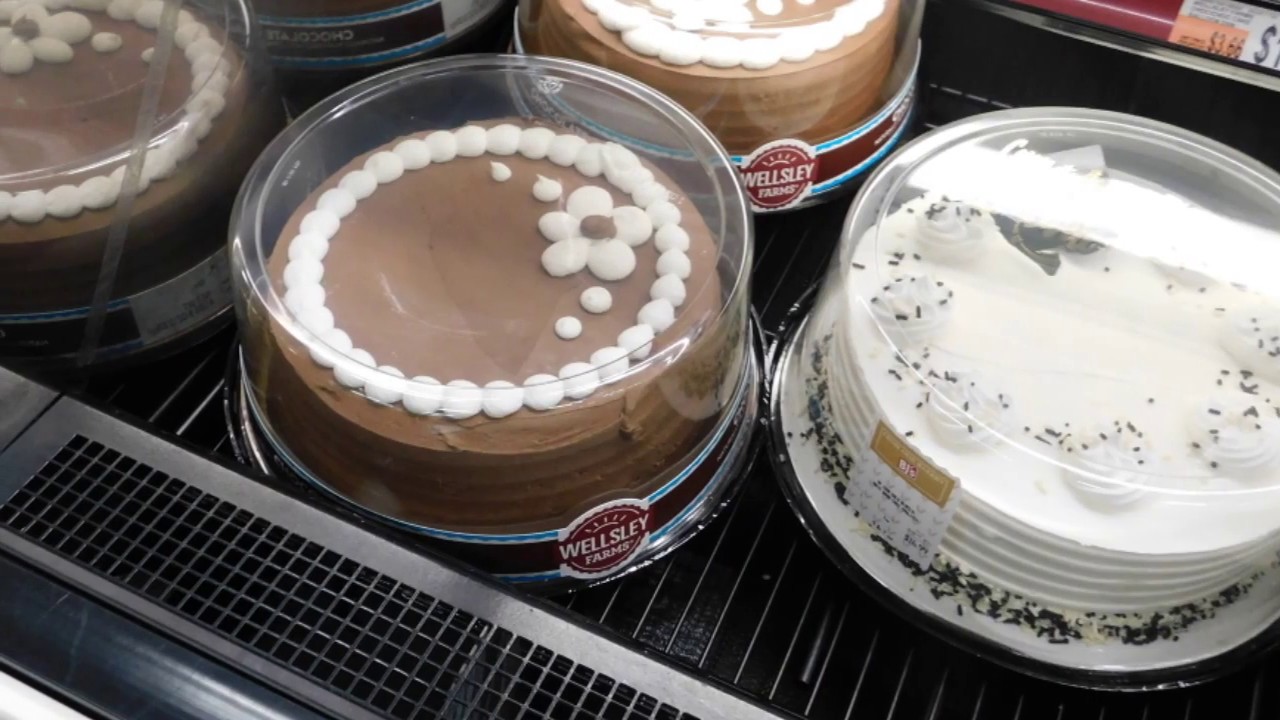 The Best Grocery Store Cakes Ranked By a Professional Baker