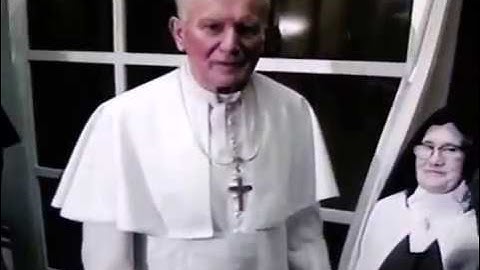 ST  JOHN PAUL II MEETS SISTER LUCIA OF FATIMA 1991