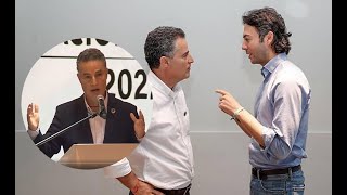 Anibal Gaviria encara a Daniel Quintero en evento con presidente Petro y empresarios.