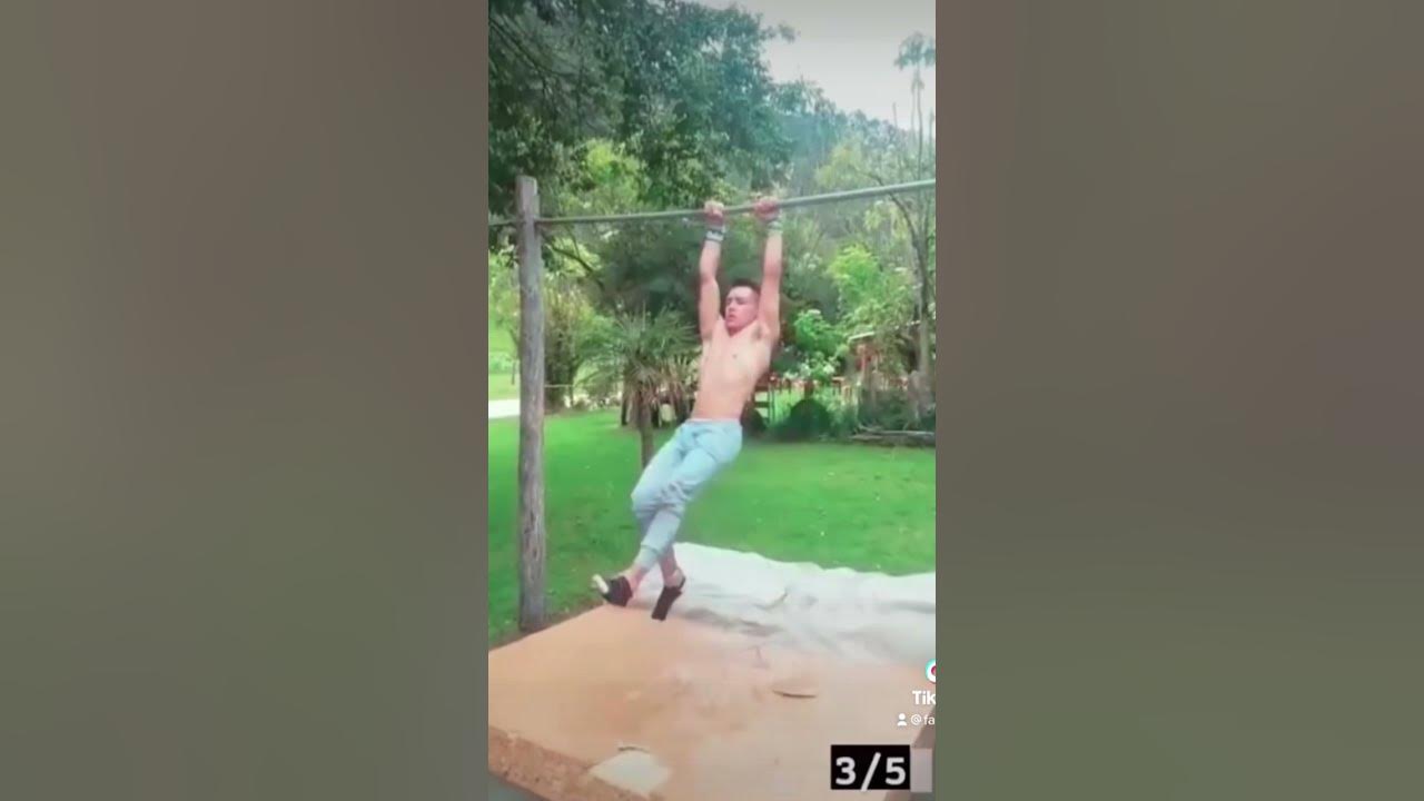 Идеальный турник Кирилл белый