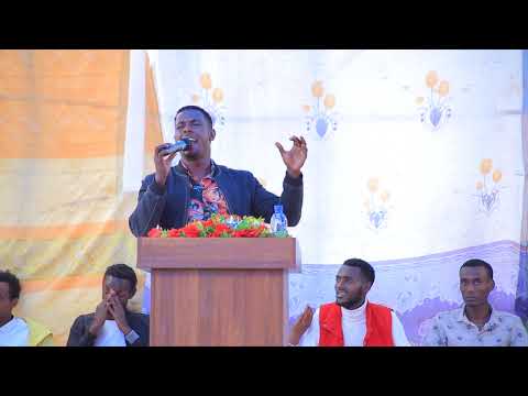 LIVE RECORDS ዘማሪ ሽፈራው ፊታሞ በአለታ ጩኮ አባዬ ህይወት ብርሃን ብርሃን ቤ ክ ጉባኤ ላይ ከመድረክ የተቀዳ Shiferaw Fitamo