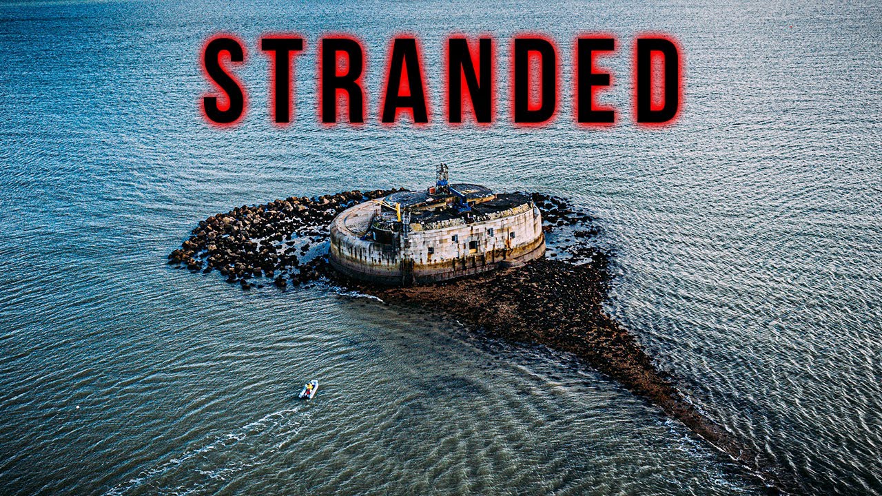 Escaping Off Abandoned Sea Fortress By Boat (Dangerous)