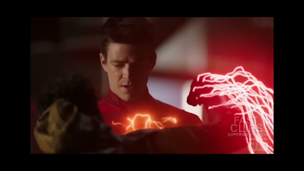 flash vs flash reverso 7x18 - YouTube