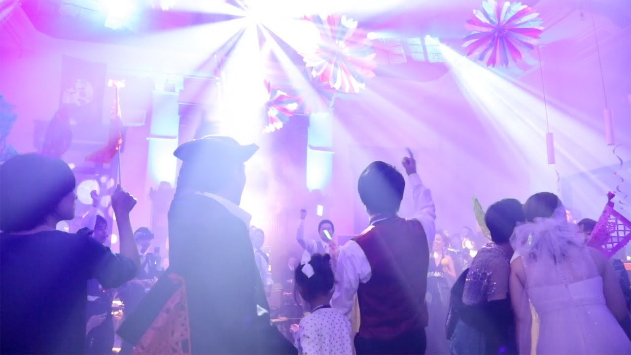 元銀行で結婚式 魅せるロックウェディングムービー 大阪 Youtube