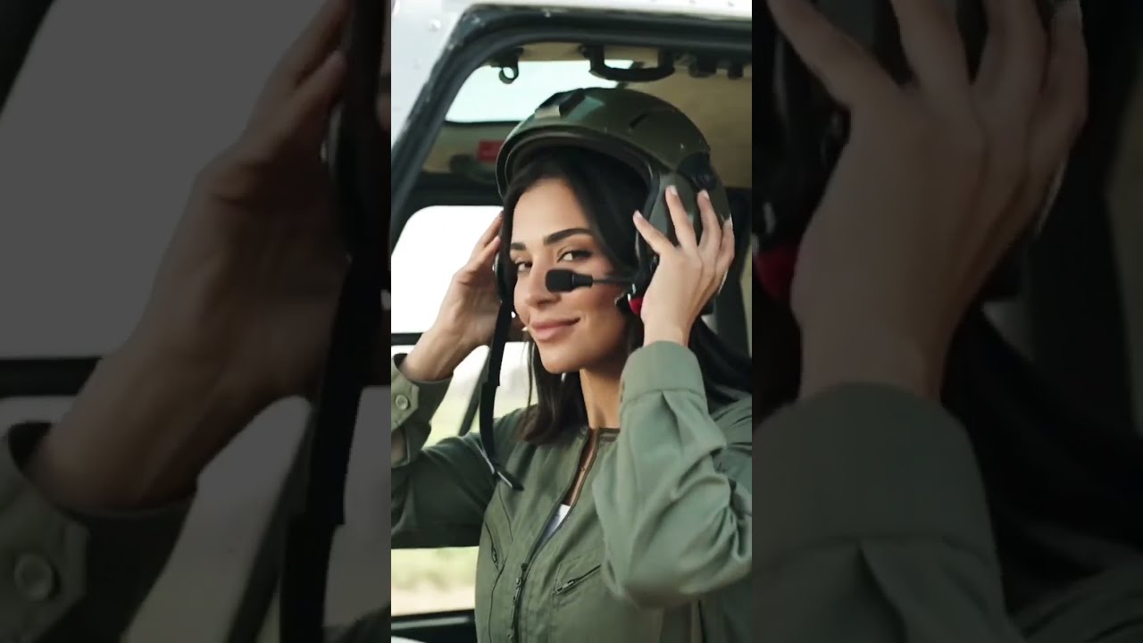 🚁 أول مرة تشوفوا طيّارة؟! 😂 | Egyptian Helicopter C #viral