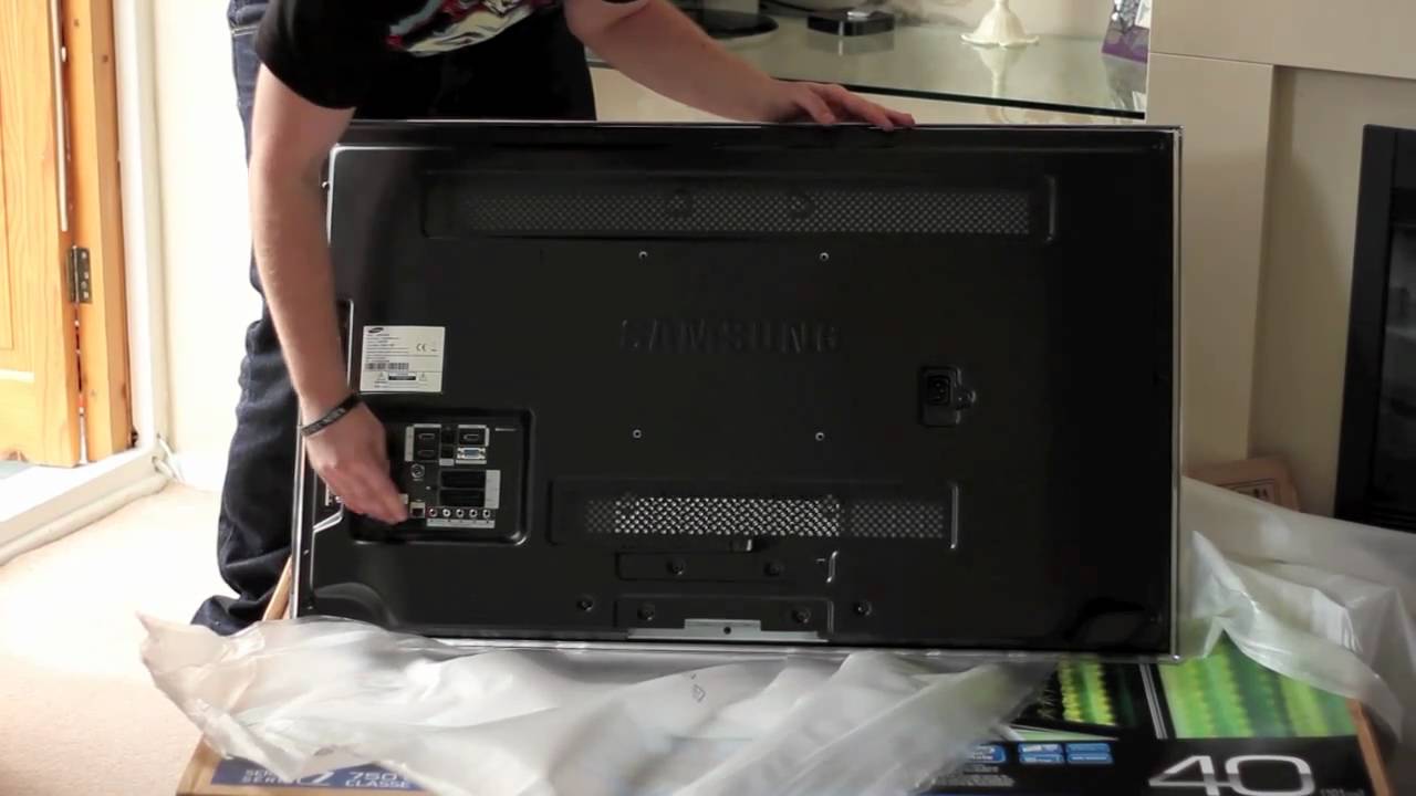 Unboxing Samsung 40 Inch LCD 3D TV