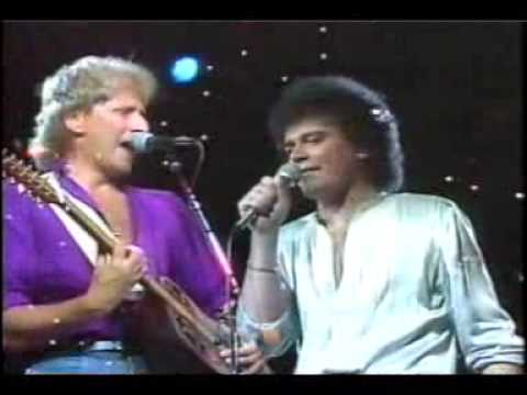 Air Supply in Hawaii - Even the nights are better 1982 + English subtitles