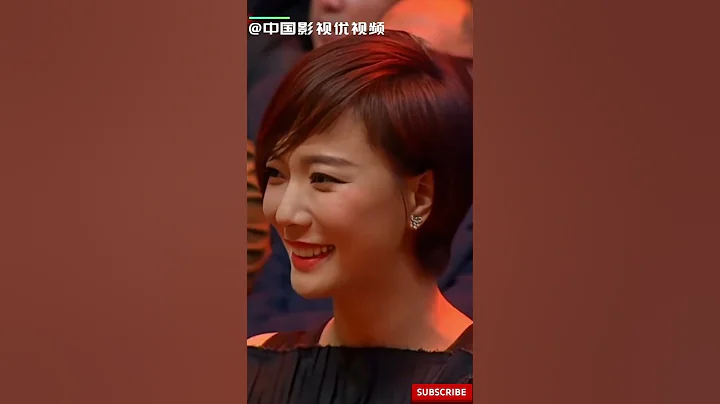 #鄧超 #孫儷 一家四口溫馨同框，兒子帥氣像媽，女兒可愛隨爸，台下何潤東感嘆落淚 - 天天要聞