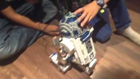 R2d2  Lego mindstorm Nxt