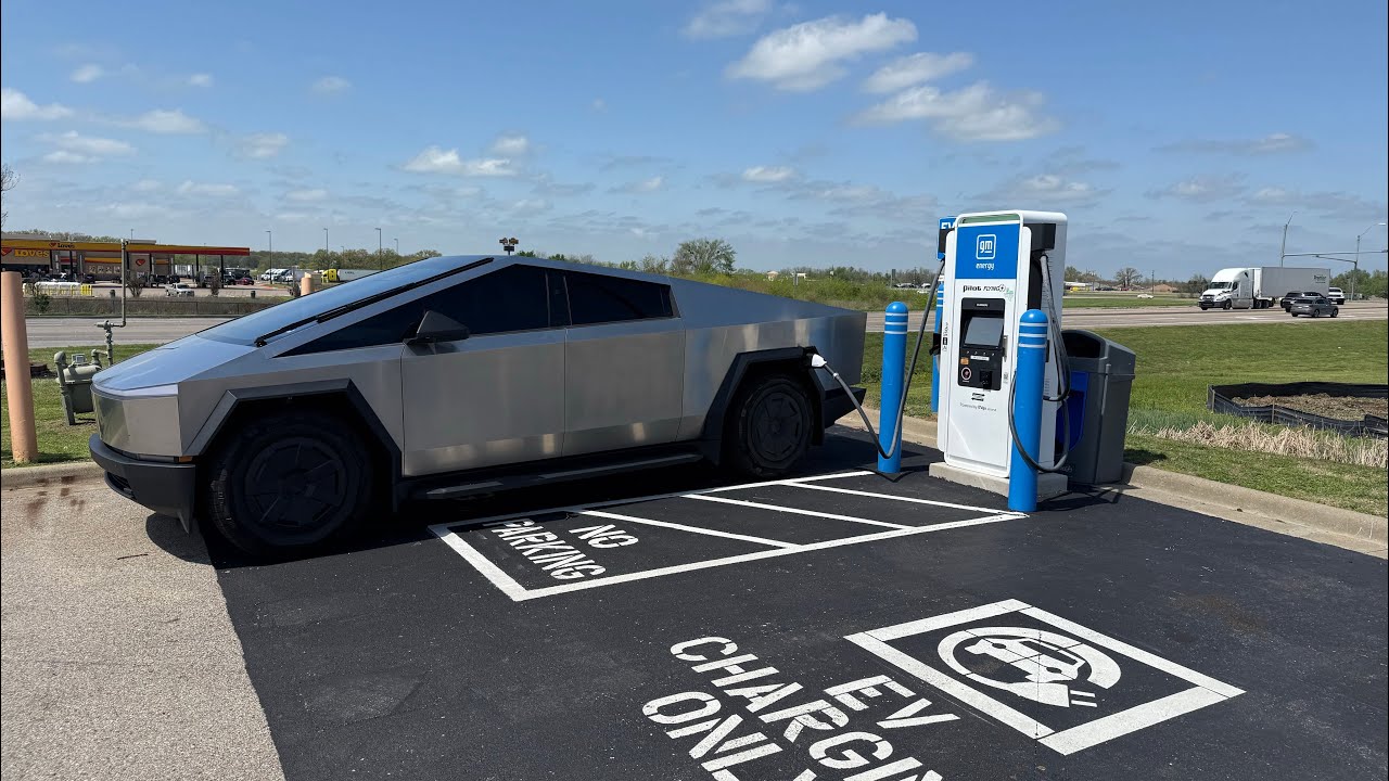 Tesla Cybertruck Road trip from Roanoke, VA to Dallas, TX!!  It's GREAT!! #ev @tesla  #roadtrip
