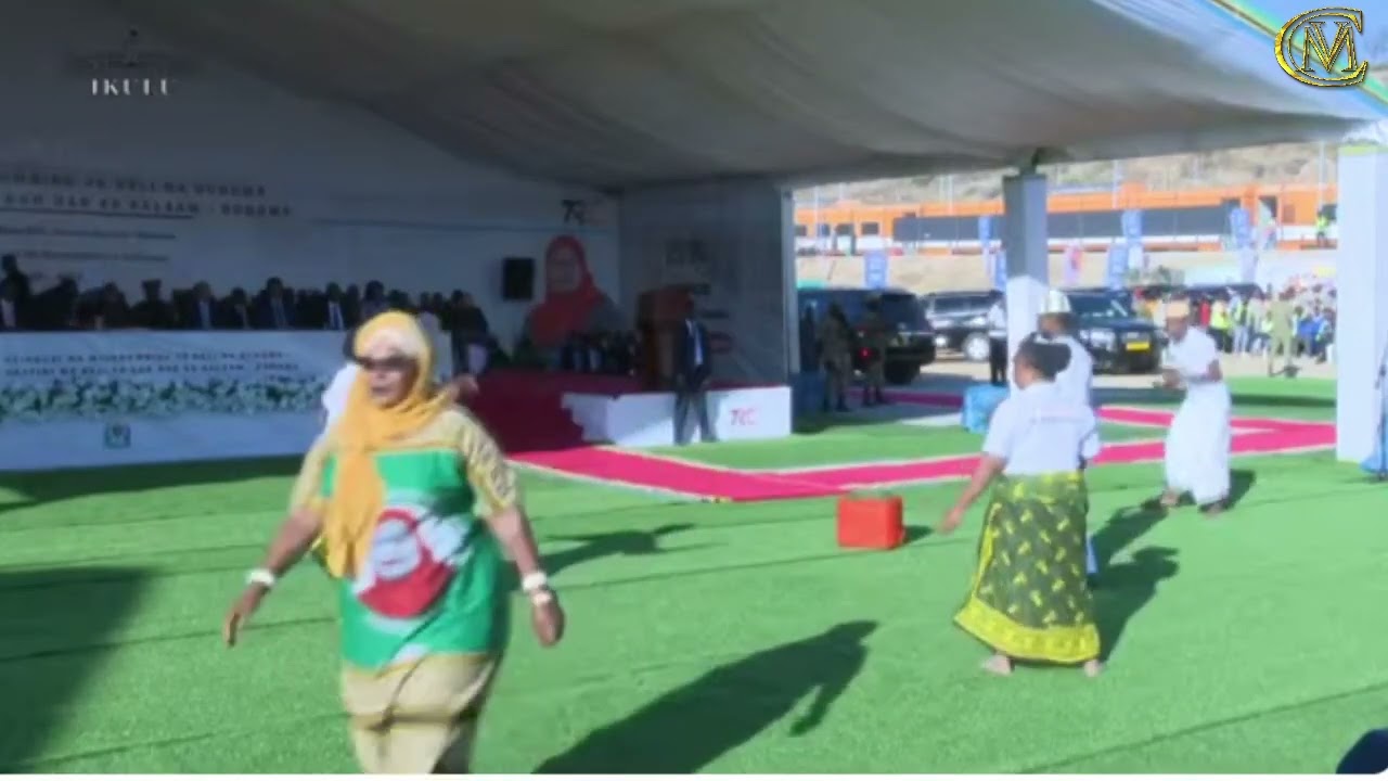 LAHAJA  ZA NGOMA YA KIBATI ZAWAPAGAWISHA  WATU DODOMA//JK  ASHINDWA KUVUMILIA.