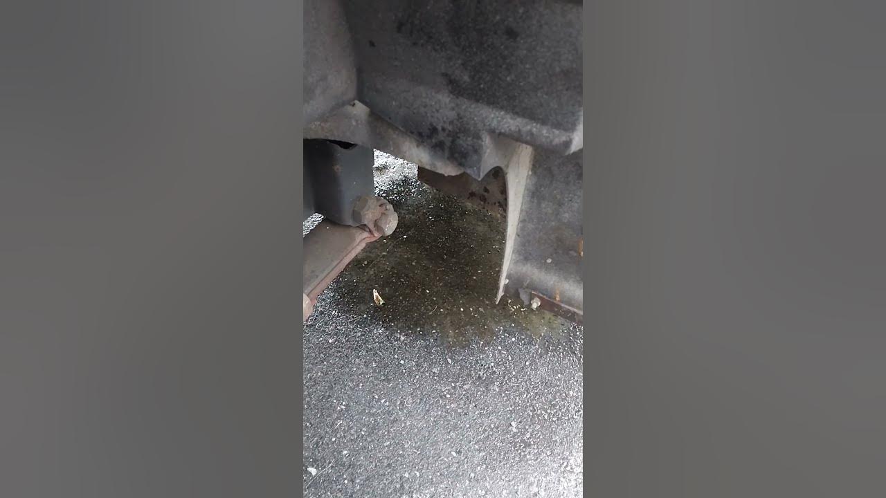 brake line blew out as i aproched red light at 50mph YouTube