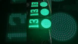 Traffic light with new countdown timer