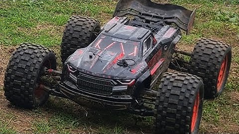 ARRMA KRATON 8S CASTLE 1100KV XLX2 VS TRAXXAS XMAXX CASTLE XLX2 1100KV ( WHITE CLOUD IS KING) 🤴🫅🌨🌧🌩