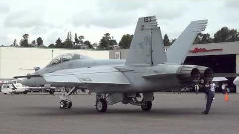 F/A-18F Super Hornet Fighter full preflight, Taxi and Take off at KBFI