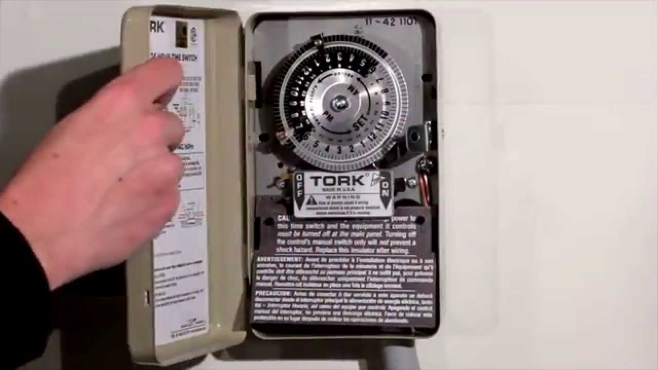 TORK® 1100 Series Time Switch - Operation - YouTube 220 wiring diagram box 