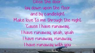 Download Lagu The Corrs - Runaway with Lyrics MP3