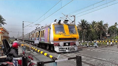 Speedy Aerodynamic EMU & ICF Medha EMU Trains Skip Busy Railgate back to back | Eastern Railways