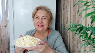 Потрясающе вкусный салат из куриной грудки. Рецепт и на праздничный стол и на каждый день.