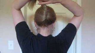 Hairstyle HowTo: French Twist