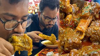 Eating Spicy Nalli/Nihari/Paya With Paratha & Naan Roti at Food Village, Palli Biddut, Savar