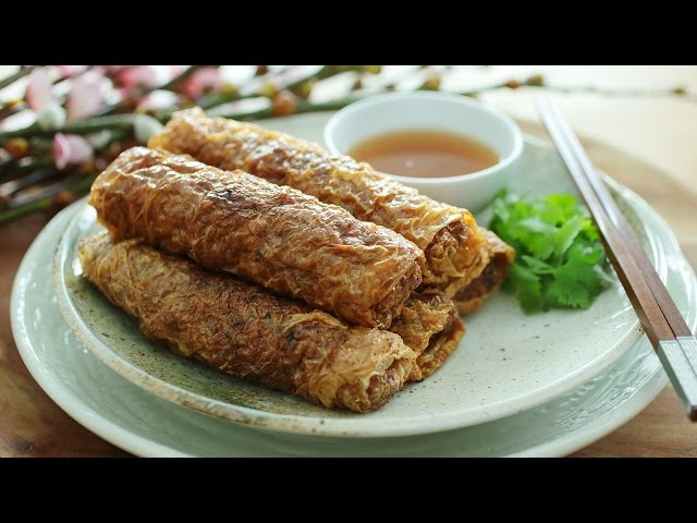 Our Favourite Lor Bak / Ngoh Hiang Recipe - 五香肉卷 class=