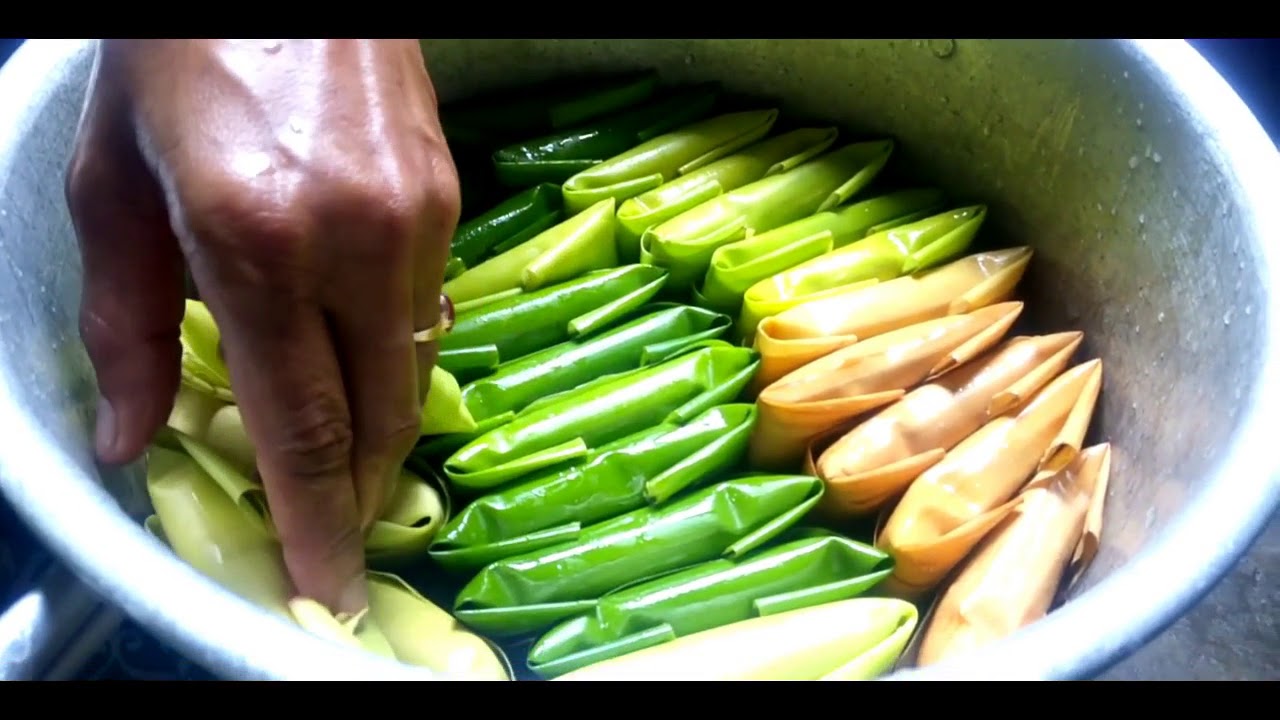 TRADISIONAL CLASSIC  Proses Pembuatan kue TIMPHAN 