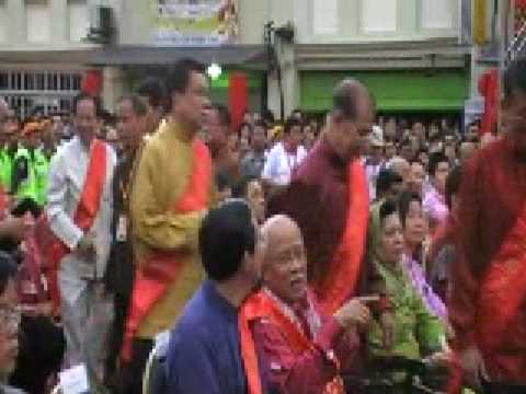 2009新春街头庙会大团拜14
