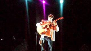 Raul Midon &quot;All Because Of You&quot; @ Centre Paul Bailliart (Massy)