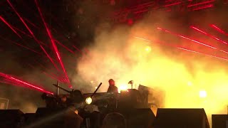 Skrillex - Sicko Mode Remix Live @ Listen Out 2018 Resimi