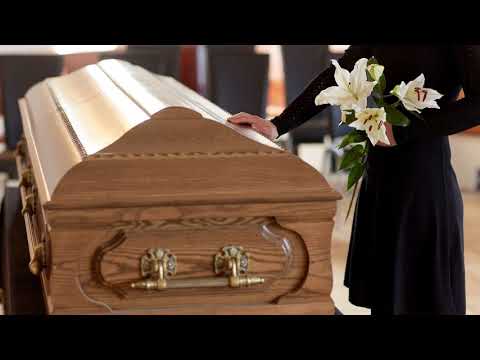 Как одеть умершего мужчину, умершую женщину на похоронах