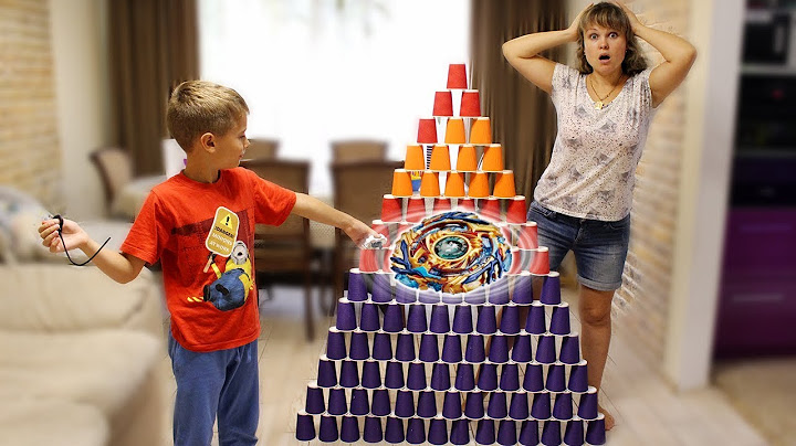 ЧТО задумал СЕРЕЖА ??? МАМА в ШОКЕ!!! BEYBLADE ЧЕЛЛЕНДЖ с ЦВЕТНЫМИ СТАКАНЧИКАМИ. Видео для детей