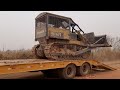 Transportando trator de esteira komatsu D60E! surpresa desagradável no trajeto!😓