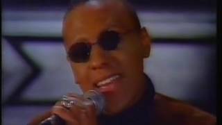 Video thumbnail of "Charles & Eddie Live Top Of The Pops Would I Lie To You TOTP Cristmas 1992"