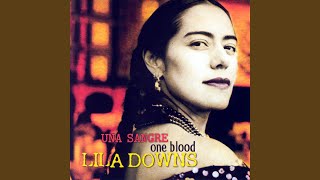 Video thumbnail of "Lila Downs - Cielo Rojo"