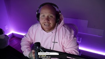 xQc reacts to people not wanting him on the Rust