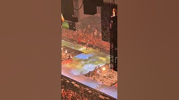 I used to be banned from listening to her music now I’m getting to see her in concert #vlog #billie