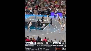 Caitlin Clark with the beautiful transition bounce pass to Okot
