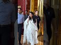 Radhika ka simple gesture at Manish Malhotra ki mom’s prayer meet! #RadhikaMerchant #Ambani #