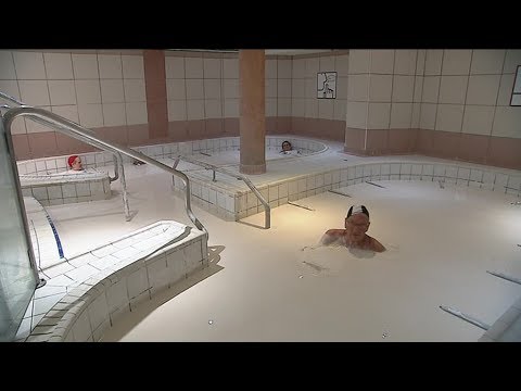 Les thermes de Gréoux-les-Bains - YouTube