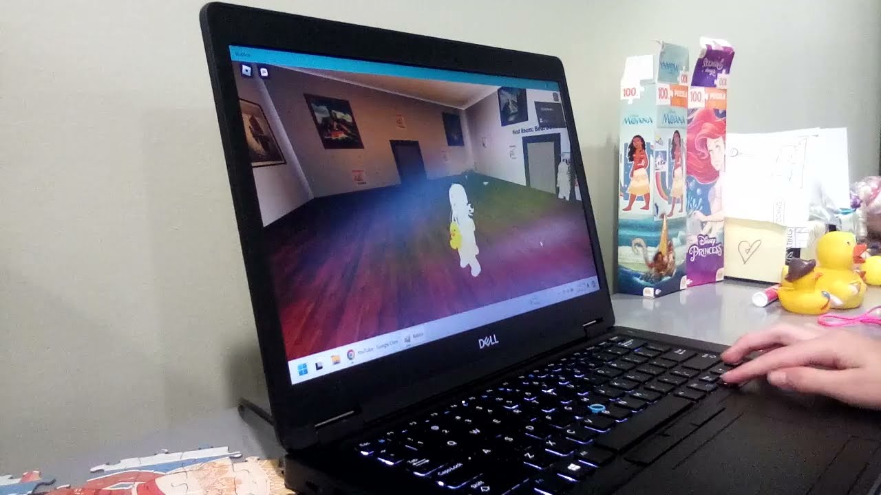 Roblox Escape Room with Mia and Quinn aka Fun Ducky Twins (Mia's Version)